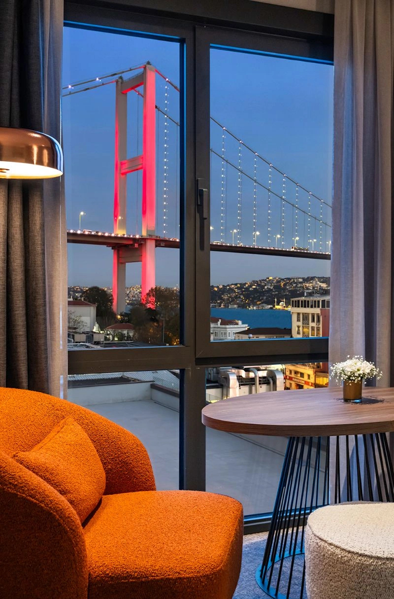 Crowne Plaza Bosphorus Hotel
